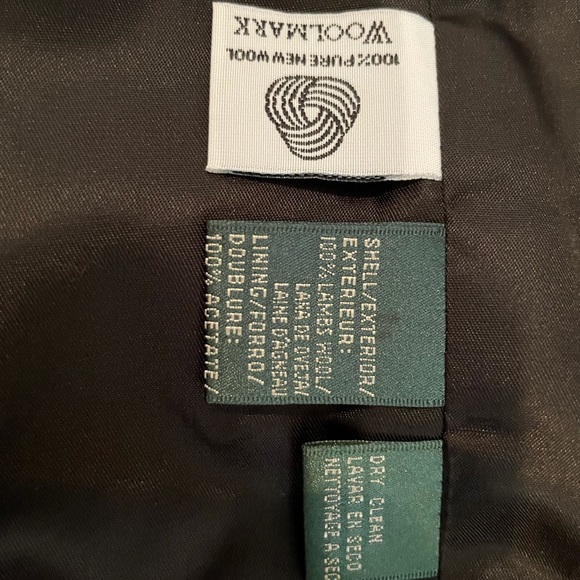 Like New! Lauren Ralph Lauren Zip Up Jacket! - Picture 6 of 14